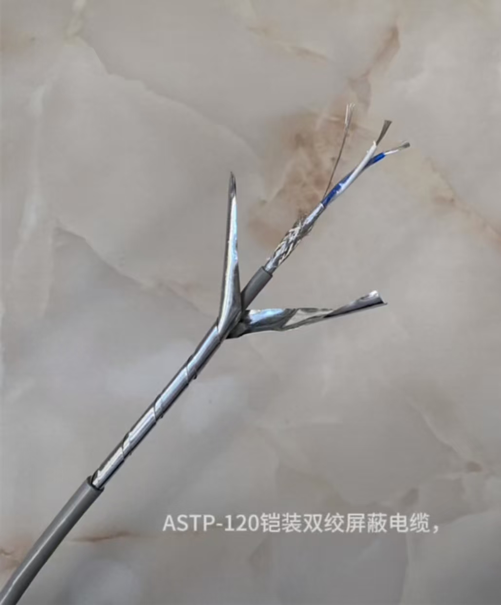 17566917907425.jpg 344bab13672a7396d1405529f557cf4.jpg